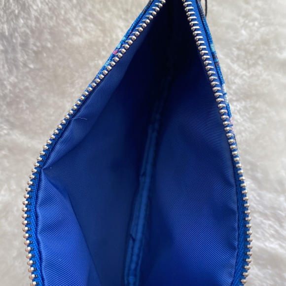 NWT! Vera Bradley for Staples Exclusive POUCH, Berry Bloom - Picture 3 of 5